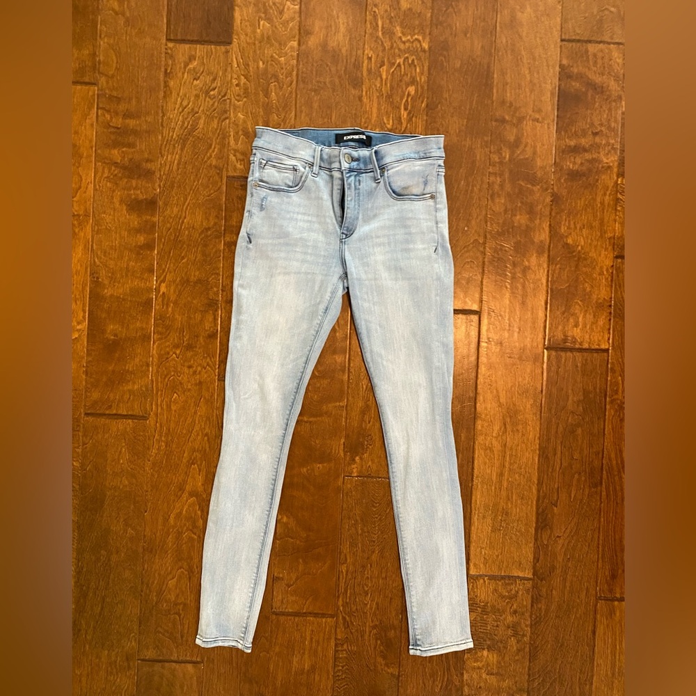 Express Women's Light Wash Mid rise Legging Jean Size 6 R